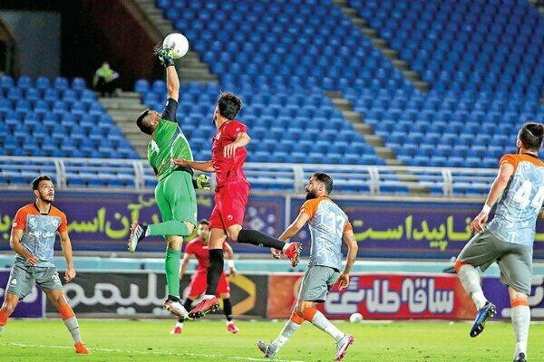 زمان نقل و انتقالات نیم فصل لیگ برتر فوتبال ایران مشخص شد زمان جابجایی نیم فصل لیگ برتر فوتبال ایران معین شد