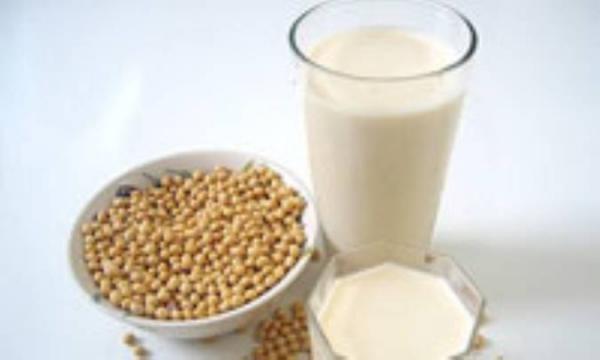شیر معمولی یا شیر سویا شیر معمولی یا شیر سویا