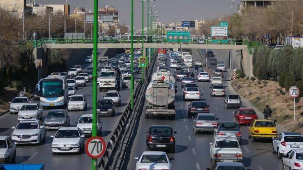 نیوجرسی های بلند و کاهش دید رانندگان در محور قائمیه