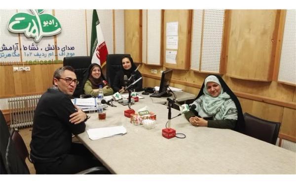 ایستگاه یک صفر دو در رادیو ایستگاه یک صفر دو در رادیو